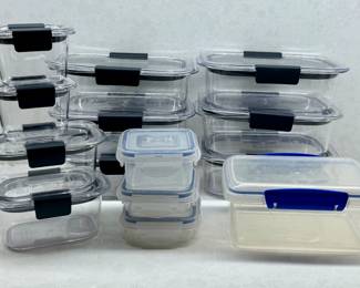 Rubbermaid Storage Containers