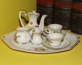 Miniature teaset