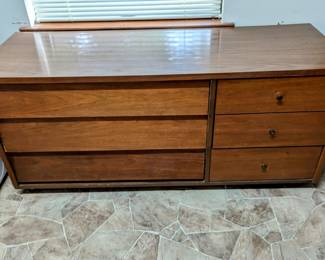 HARMONY HOUSE Six-Drawer Chest - $400.