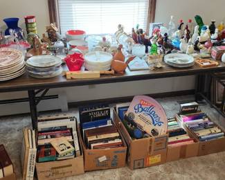 Avon, collectibles books