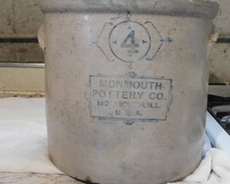 4 gal. Monmouth Pottery Stoneware Crock