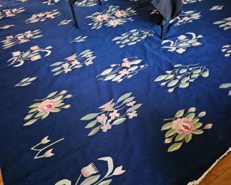Large 10 x 8 approx Floor Rug