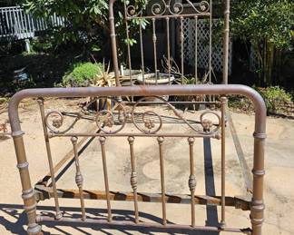 Antique Brass 3/4 Bed 