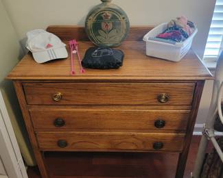 Antique 3 Drawer Dresser