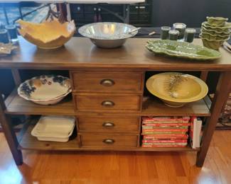 Console Table  with Fall Leaves by Noble Excellence  Leaf Bowl , Wilton Bowl Sh3ell Design, Tommy Bahama Stacking Bowls and Large Leaf Bowl and Napa Valley Fruit Bowl by Noble Excellence