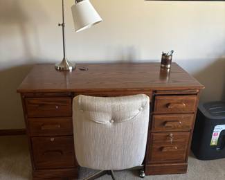Good quality desk