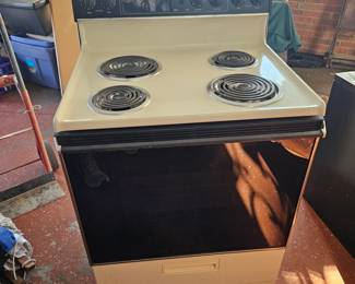 Whirlpool stove