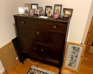Antique Chest of Drawers