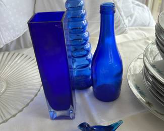 MCM BOHO Cobalt Blue Small Bubble Pyramid Glass Bottle, TY Nant Bottle, 330 ml Cobalt Blue