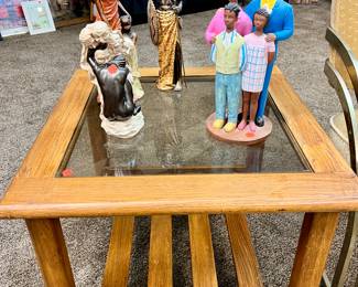 Vintage End Oak Side Table- Set of 2
$150/set