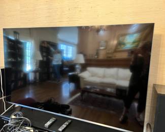 80 inch Samsung - brand new -