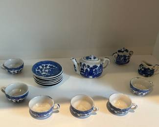 Small Blue Willow Tea Set for 6!  RARE!