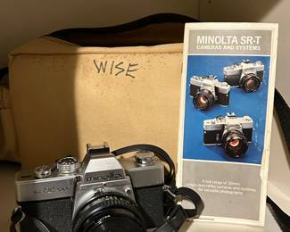 MINOLTA Camera with Bag