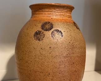 Earthen Pottery by Gavin