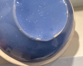 Even the bottom is glazed!  They sure don't make things like this anymore!