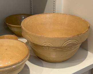 LARGE Batter Bowl---biggest one I've ever seen!