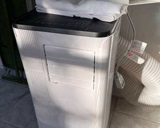 Portable Room Air Conditioner like New