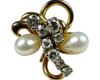 14kt Yellow Gold Pearl and Diamond Cluster Ring 5pt2 Grams