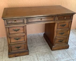 Dual sided desk