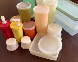 Tupperware-one of 3 lots- several rare pieces incl Wonderlier bowl set