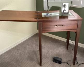 Sewing machine-one owner with MCM table