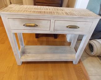 White wash table