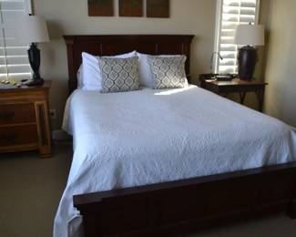 Queen Bed, night stands