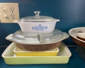Pyrex & Corning