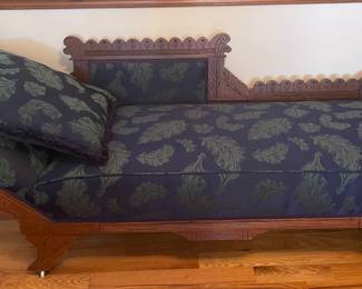 Victorian Daybed