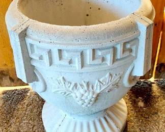 164 - Concrete Planter - 14" x 14"
