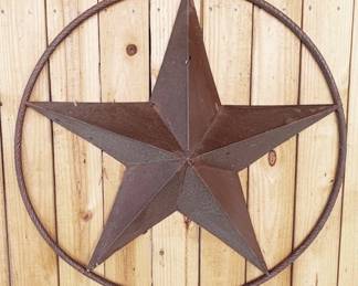 23 - Metal Star - 27" Round
