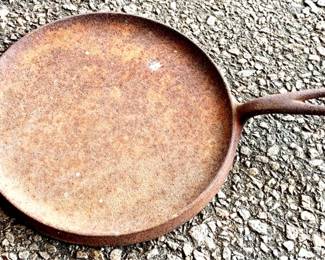 249 - Cast Iron Skillet - 11" Round

