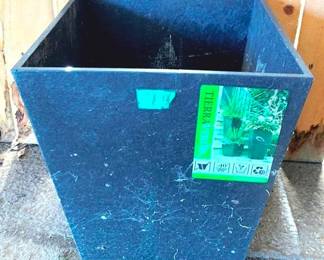 152 - Tierra Verde Planter - 12" x 12" x 13"
