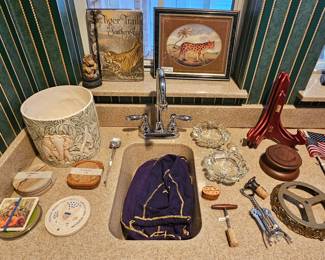 Bar accessories