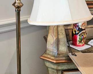 Floor lamp