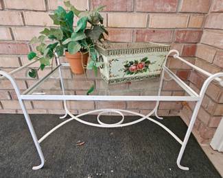 Patio table