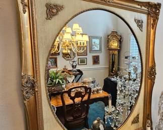 Stunning wall mirror