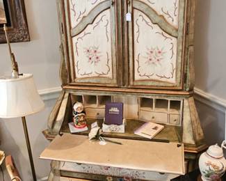 LOVELY secretary and chair