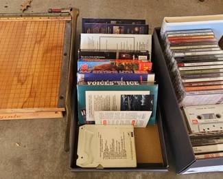 Paper cutter