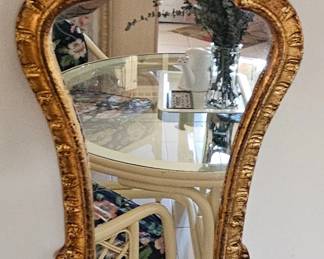 Wall mirror