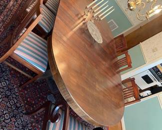 Antique Double Pedestal Table with 7 Chairs / 3 Leaves $ 540.00