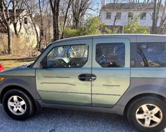2004 Honda Element with 112k miles. Needs work. 