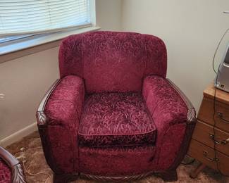 Ladies Chair 