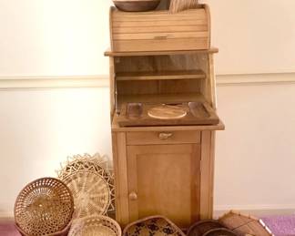 Wood And Wicker Kitchen