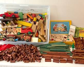  07 Lincoln Logs Block Toys