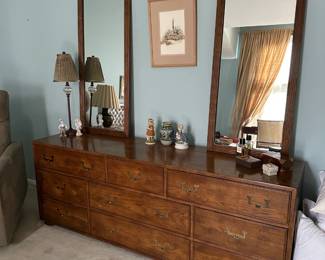 Pair of Vintage Henredon Artefacts Dresser w/ 2 Mirrors