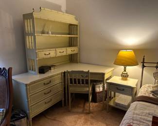 Desk / Chest of Drawers