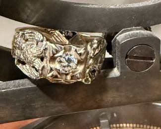 Vintage MASONIC Men's 10K GOLD Ring