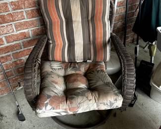 OUTDOOR WICKER CHAIR II
