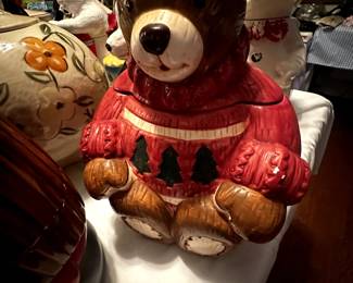 COOKIE JAR BEAR